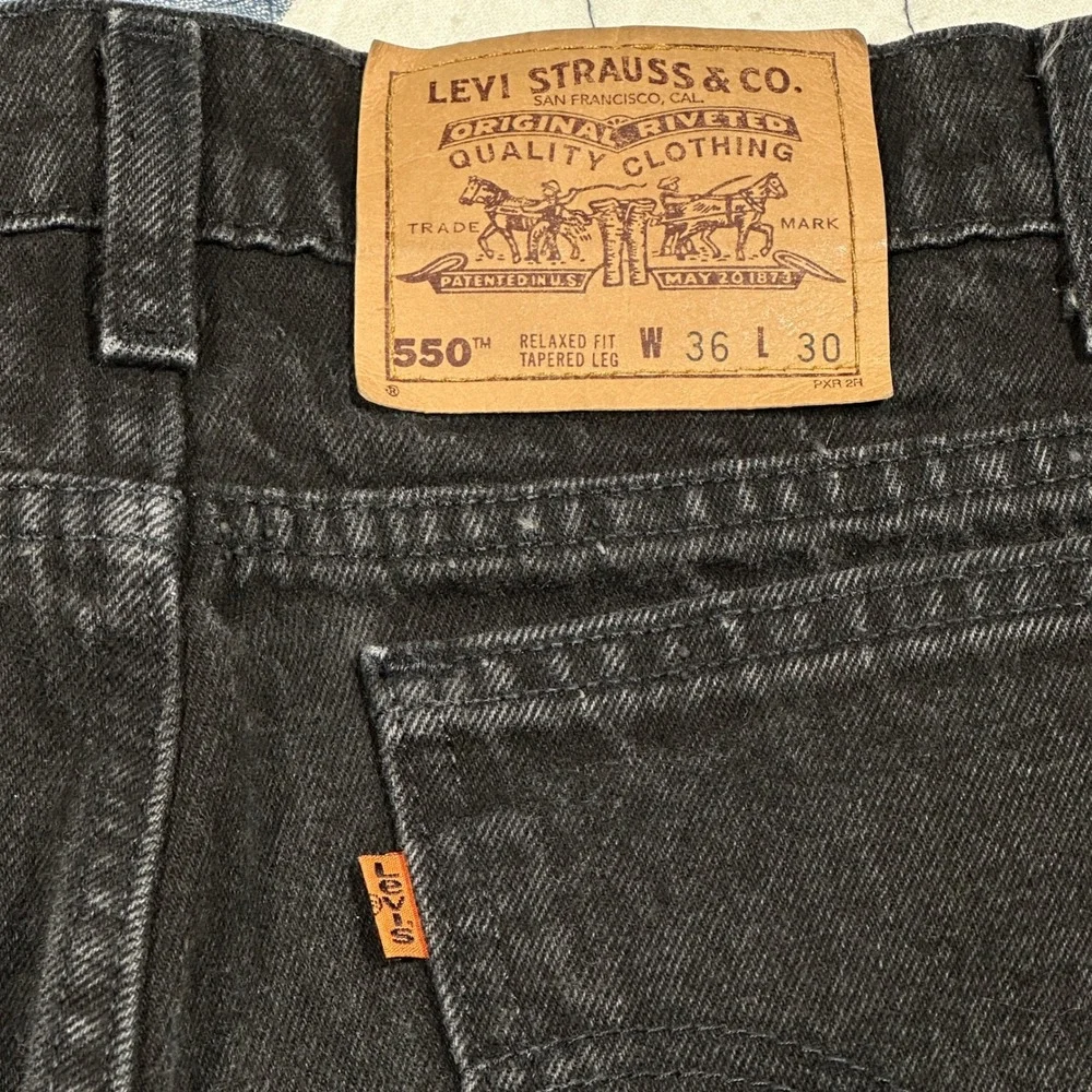 Vintage 90s Levis 550 Orange Tab Black Relaxed Tapered Jeans Made in USA *35x30